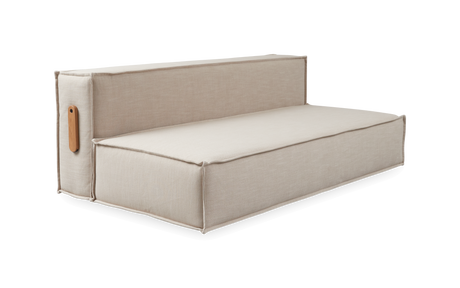 Beige modulsofa med ryglæn, frilagt studiebillede i frontvinkel.