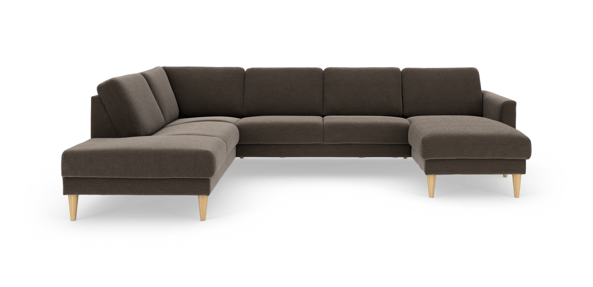 Mørkebrun L‑sofa med højre chaiselong og lyse træben, frilagt på hvid baggrund.