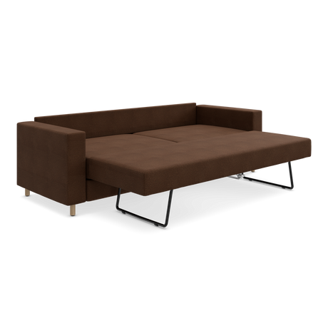 Brun sovesofa i udfoldet position med metalben.