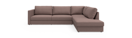 Hjørnesofa med højrevendt chaiselong i brun stof, fritlagt på sort baggrund.