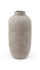 Stor rustik grå‑beige vase med smal åbning, fritstående på hvid baggrund.