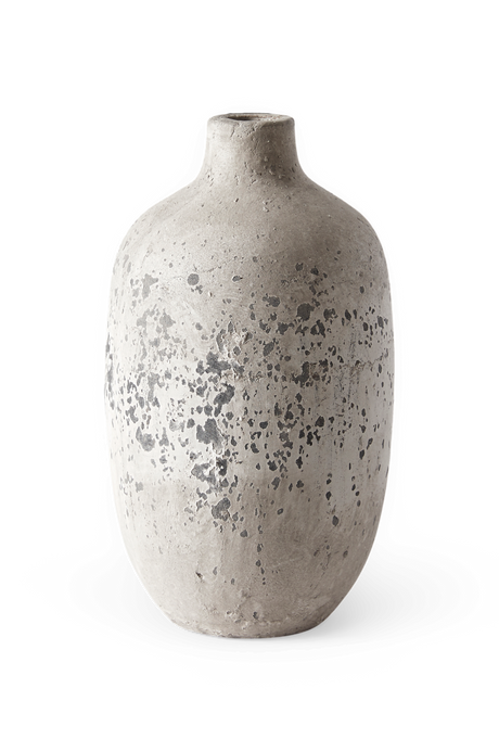 Rustik grå vase med patineret, plettet overflade i minimalistisk form.
