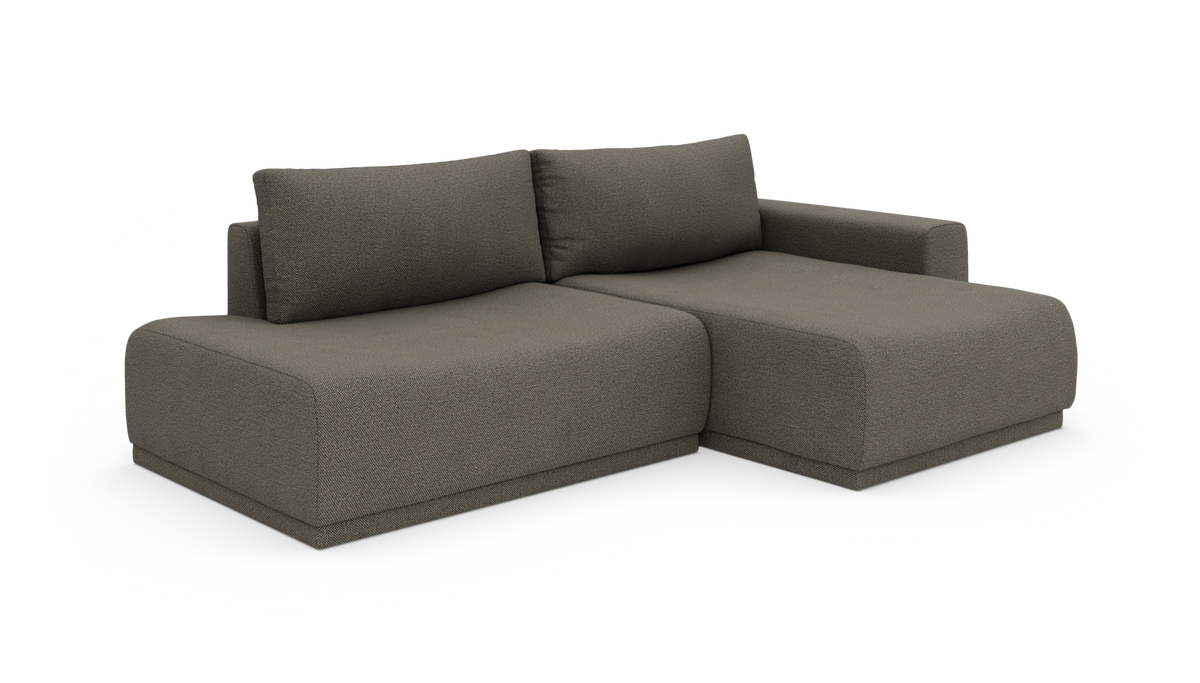 Modulsofa med højre chaiselong i gråbrun tekstil, to ryghynder og armlæn på højre side, frilagt på hvid baggrund.