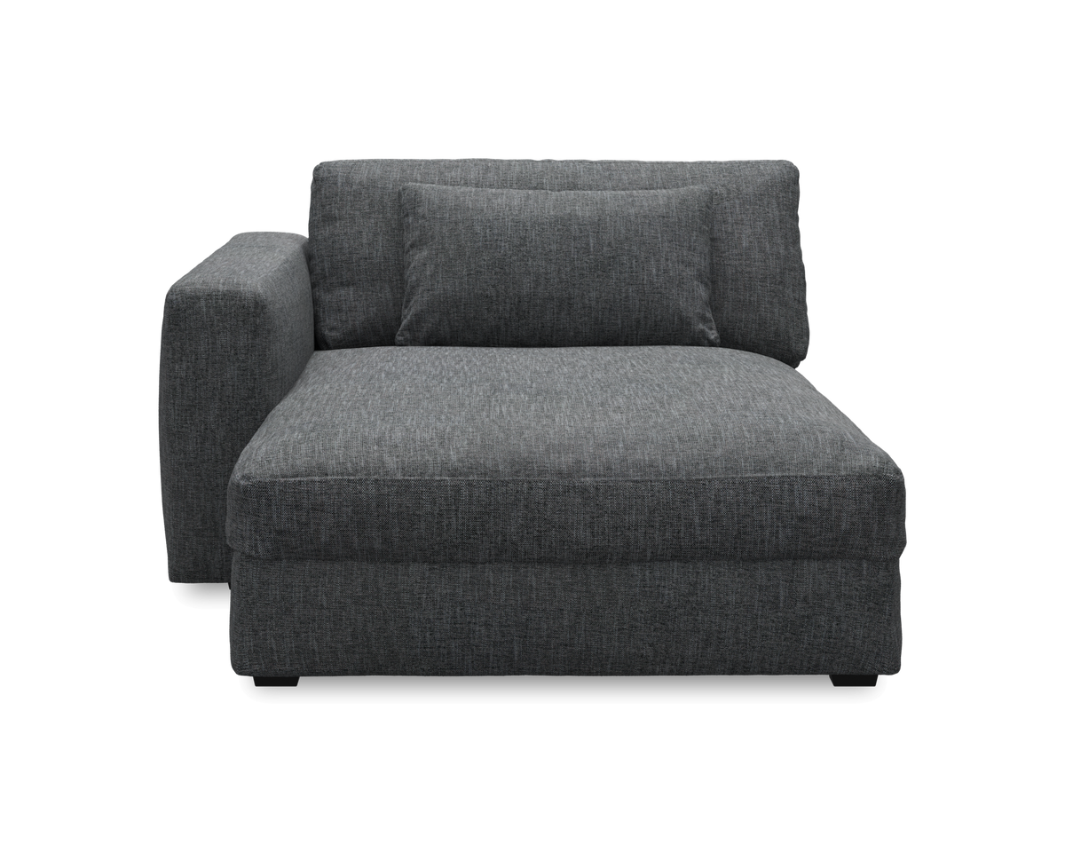 Mørkegrå modulsofa/chaise longue med venstre armlæn, frontvisning isoleret.