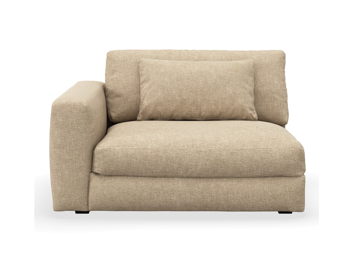 Beige modulsofa med venstrevendt armlæn og rektangulær pude, frontvisning på hvid baggrund.