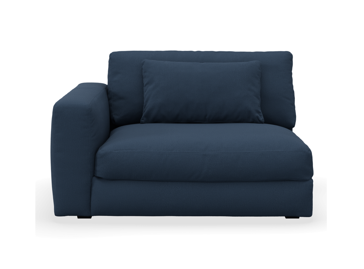 Mørkeblå venstrearm modulsofa med rektangulær rygpude, fritlagt på neutral baggrund.