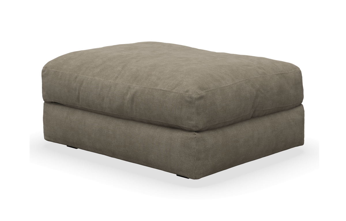 Rektangulær ottoman/puf i taupegrå corduroy med blød, fyldig polstring, fritlagt på hvid baggrund.