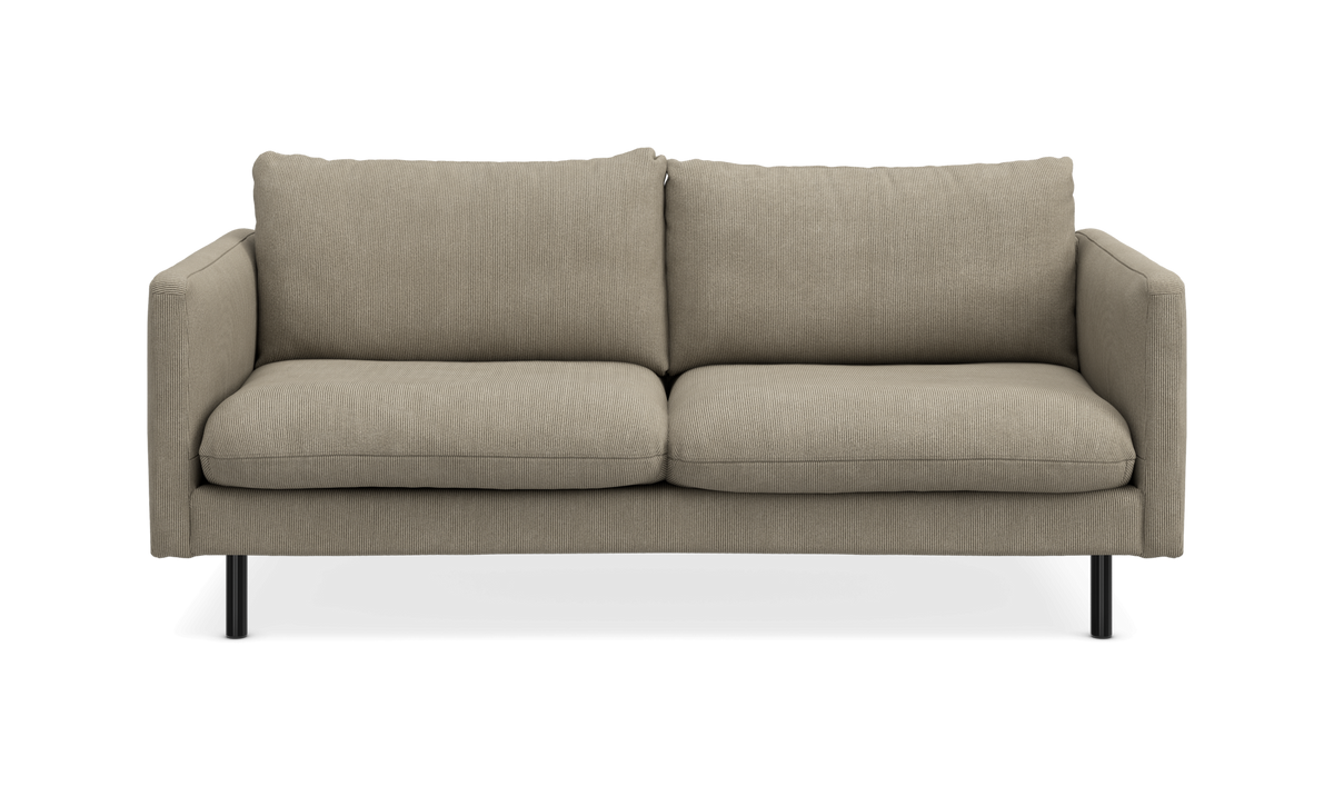 Beige 2-personers sofa med slanke sorte ben, frontvisning.