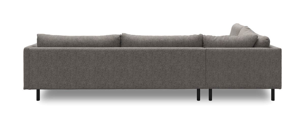 Grå modulsofa set bagfra i studio, frilagt.