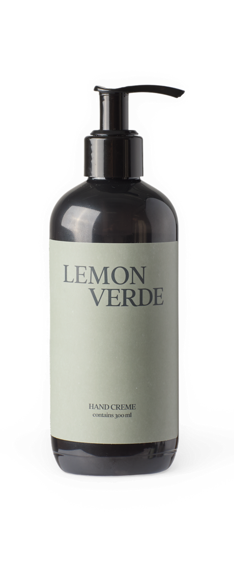 Sort pumpeflaske med grøn etiket: LEMON VERDE håndcreme, indeholder 300 ml.