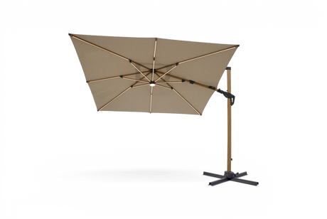 Beige hængeparasol med sidestativ i trælook, krydsfod og integreret LED-lys.