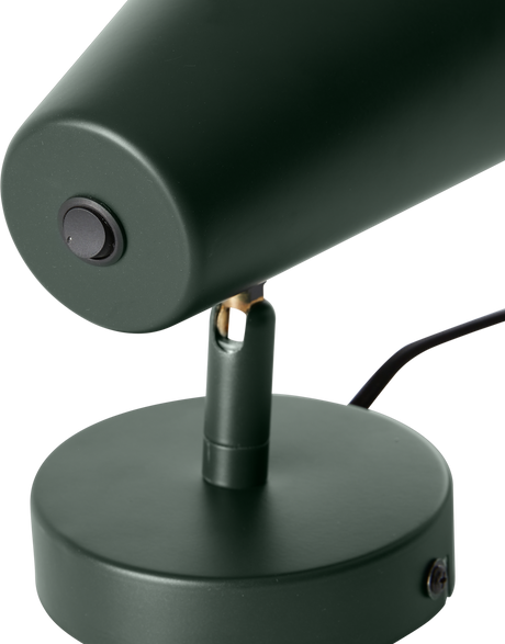 Mørkegrøn bordlampe i metal – close-up af tænd/sluk-knap, lampefod og strømkabel.