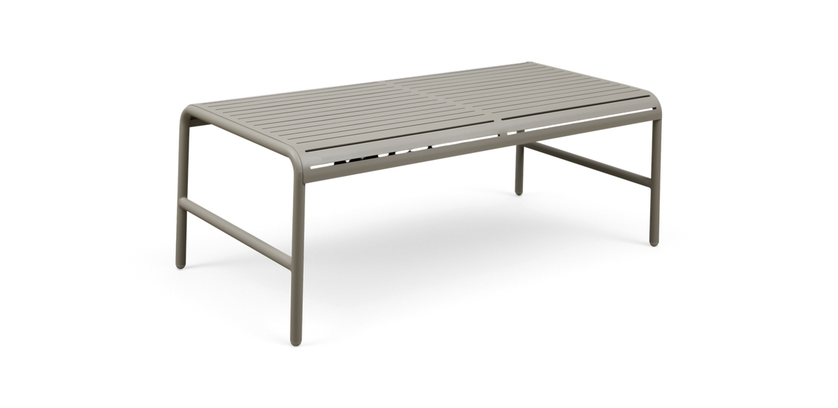 Beige rektangulær metalbænk/bord med lameltop på hvid baggrund.