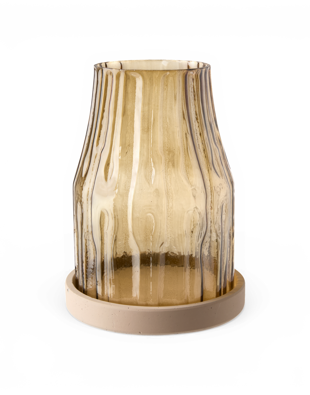 Ravfarvet glasvase med bølgede striber på beige rund base.