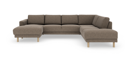 Brun U‑formet hjørnesofa i stof med chaiselong til venstre og åbent afslut til højre, på lyse træben.