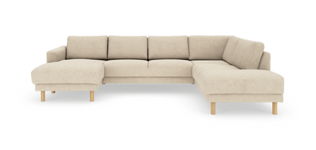 Beige U-sofa med chaiselong til venstre og åben afslutning til højre, med træben.