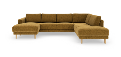 Sennepsgul U‑sofa i stof med dobbelte chaiselonger og lyse træben, fritlagt produktbillede.