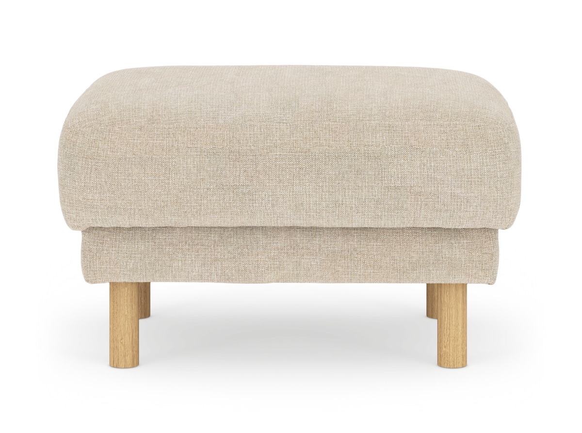 Beige puf med runde ben i lyst træ, frontvisning på hvid baggrund.