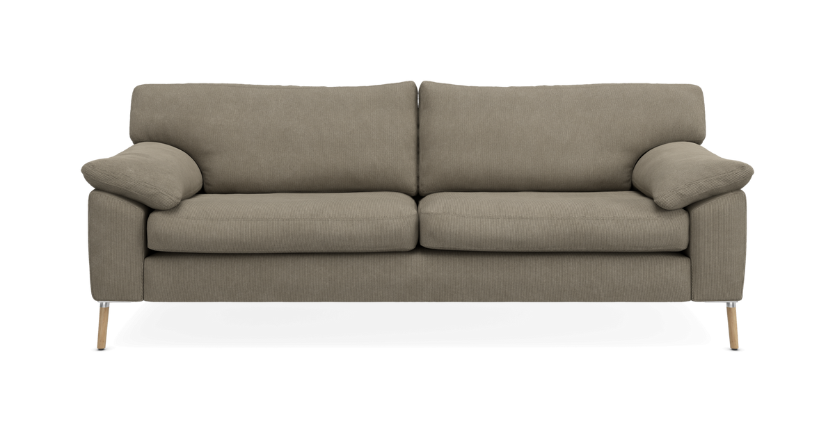 Frontvisning af en taupe/beige 3-personers stofsofa med slanke træben.
