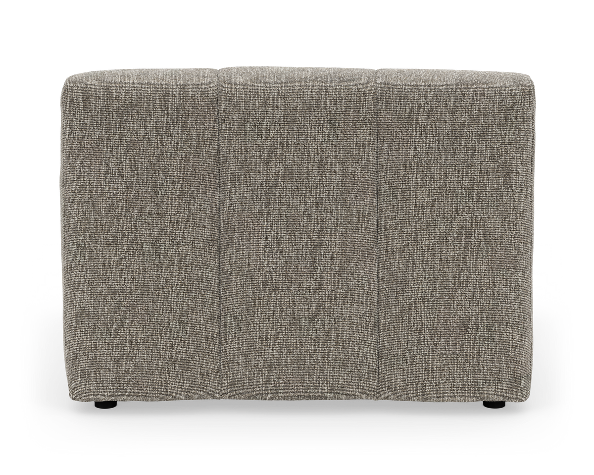 Grå‑beige stofpuf/ottoman i rektangulær form, set lige forfra på hvid studiobaggrund.
