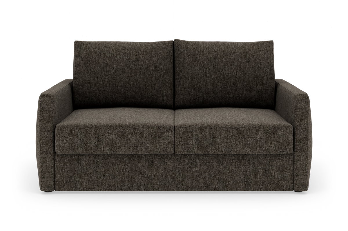 Mørkebrun 2-personers stofsofa, frilagt på hvid baggrund med lige armlæn og to ryghynder.