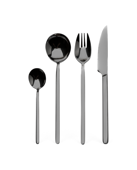 Sort bestiksæt i 4 dele – teske, suppeske, gaffel og kniv – på hvid baggrund.
