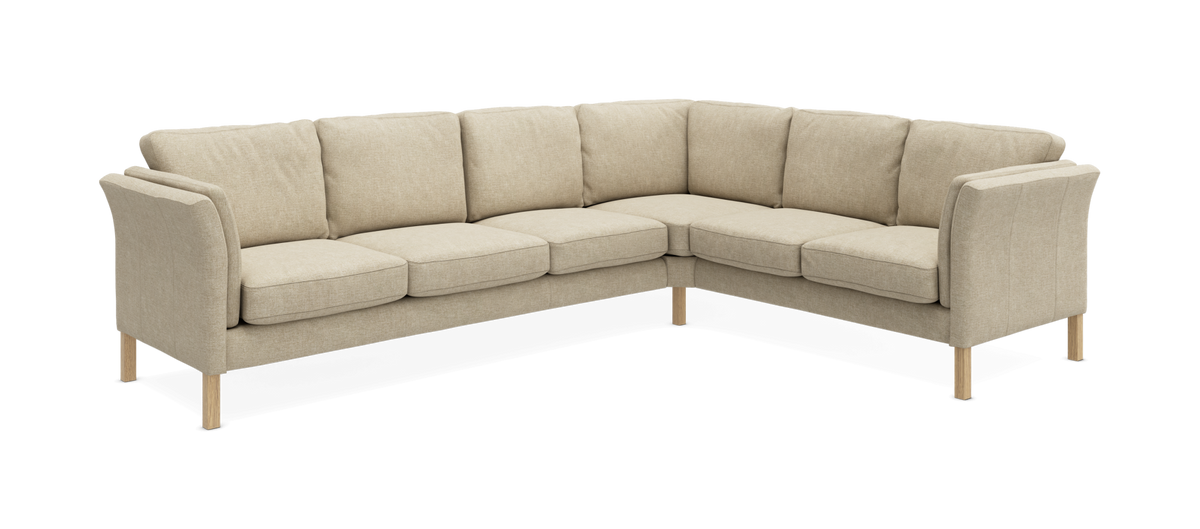 Beige L-formet hjørnesofa i tekstil med træben, frilagt produktfoto.