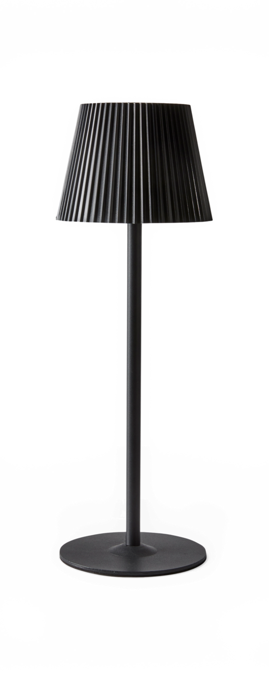 Sort bordlampe med plisseret lampeskærm og rund fod.