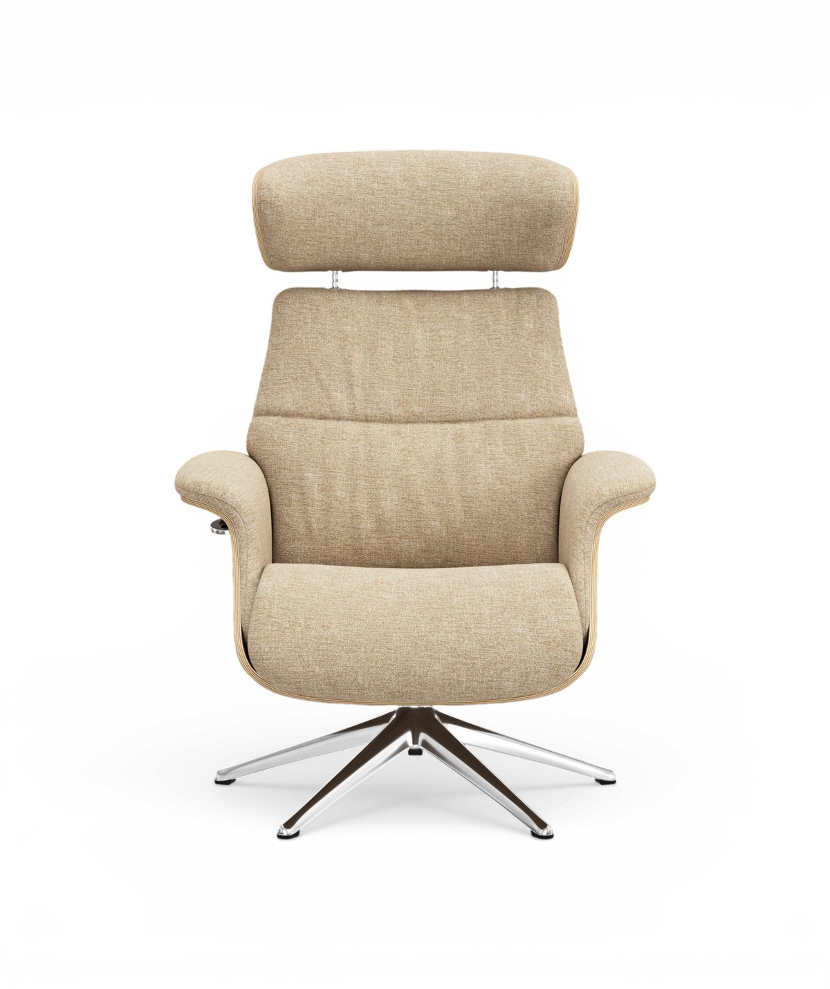 Beige stofbetrukket loungestol med høj nakkestøtte og krom drejefod, set forfra.