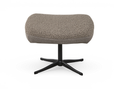 Fodskammel i taupe bouclé med sort firestjernet metalfod, frilagt produktbillede.