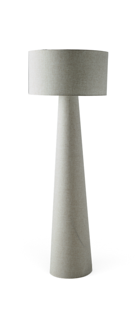Trækøkkenredskaber og skåle med tomater, krydderurter, salt og peber på mørk bordplade.