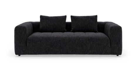 Mørkegrå stofsofa med to ryghynder og brede afrundede armlæn, frontvisning.