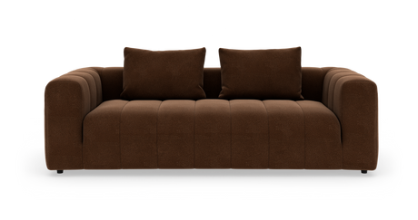 Brun 3-personers sofa med to ryghynder, set forfra på hvid baggrund.