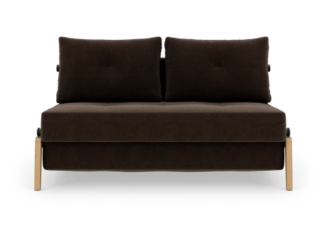 Mørkebrun 2-personers sofa med træben, frontvisning på hvid baggrund.