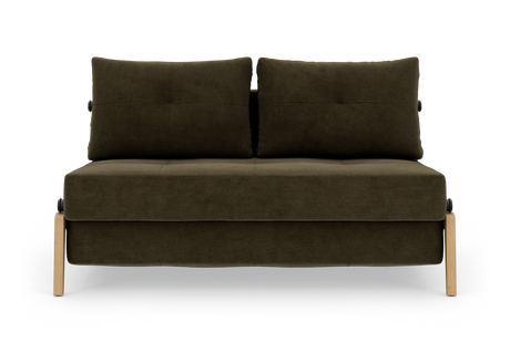Mørk olivengrøn 2-personers sofa med to ryghynder og lyse træben, frontvisning på hvid baggrund.