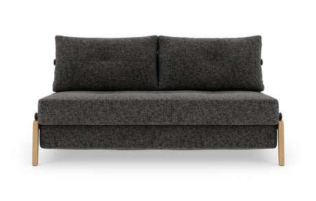 Mørkegrå 2-personers sofa med træben, frontvisning mod hvid baggrund.