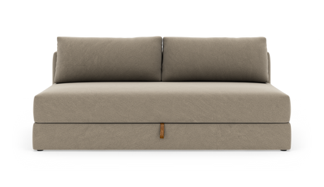 Beigefarvet to-personers sofa med to ryghynder, uden armlæn, frontvisning på hvid baggrund.