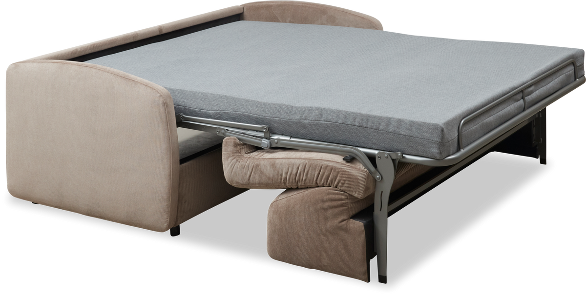 Beige sovesofa i fløjl, slået ud som seng med grå madras og synlig metalramme.