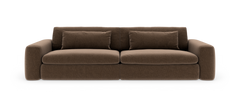 Brun, moderne 3-personers sofa med bløde, brede armlæn og to aflange rygpuder, frilagt på hvid baggrund.