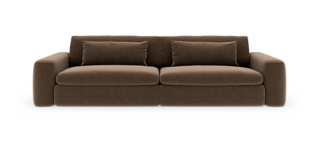 Brun, moderne 3-personers sofa med bløde, brede armlæn og to aflange rygpuder, frilagt på hvid baggrund.
