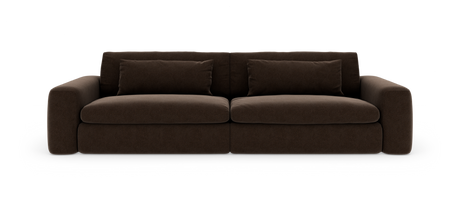Mørkebrun 2-personers sofa med brede armlæn og to aflange ryghynder, frilagt på hvid baggrund.