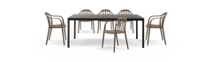 Spisebordssæt med sort rektangulært bord og seks beige stole i moderne design.
