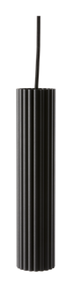 Sort riflede cylindrisk pendel i metal med stofledning, frilagt mod sort baggrund.
