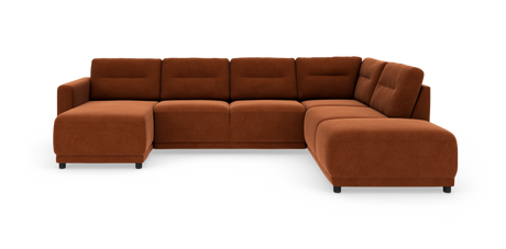 Modulær L‑sofa i rustfarvet tekstil med chaiselong til venstre og afrundet hjørne, frilagt på hvid baggrund.