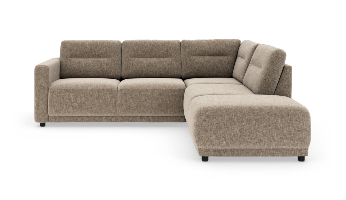 L‑formet modulsofa i beige/brun tekstil med højre chaiselong, studieopsætning og lave sorte ben.