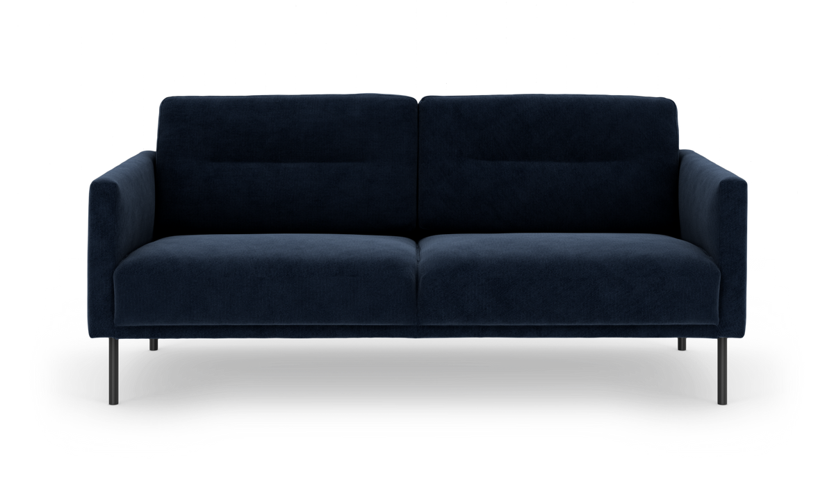 Mørkeblå moderne 3-personers sofa med slanke metalben, fritlagt frontvisning.