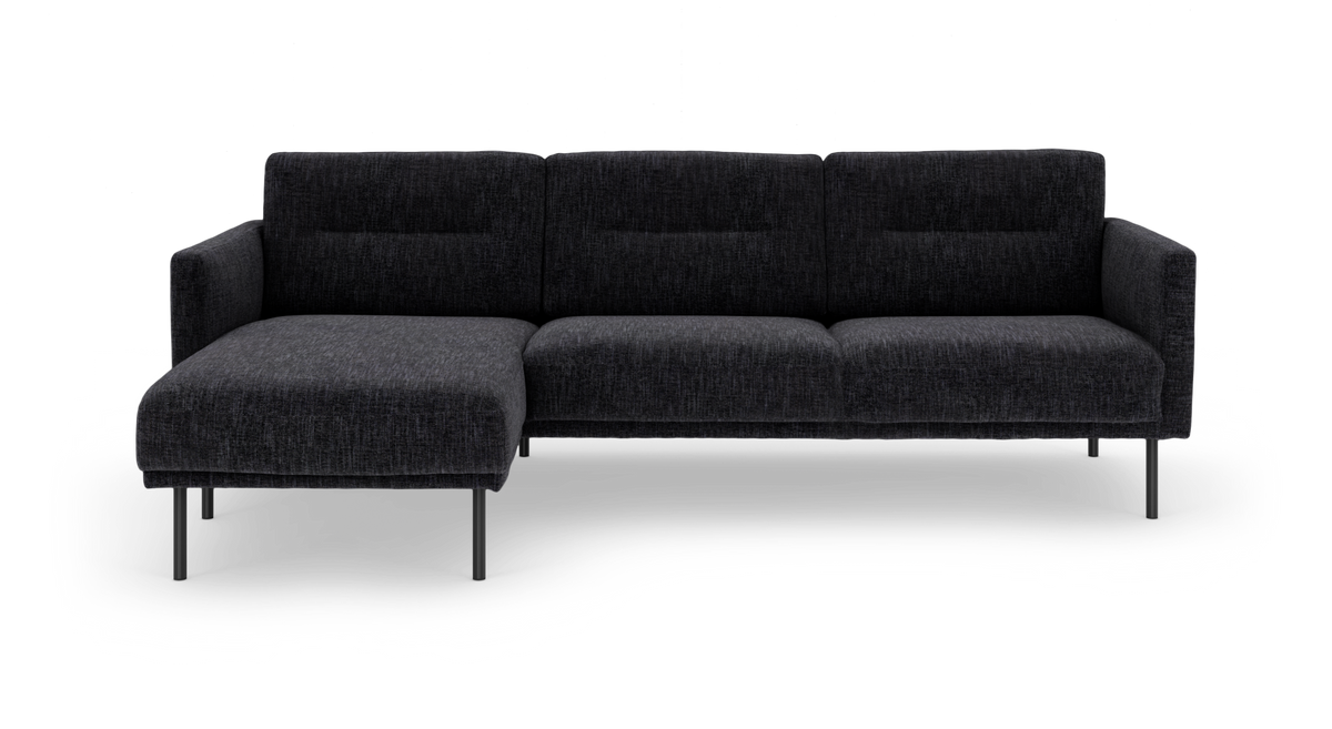 Mørkegrå modulsofa med venstre chaiselong og slanke metalben i stramt, moderne design på hvid baggrund.