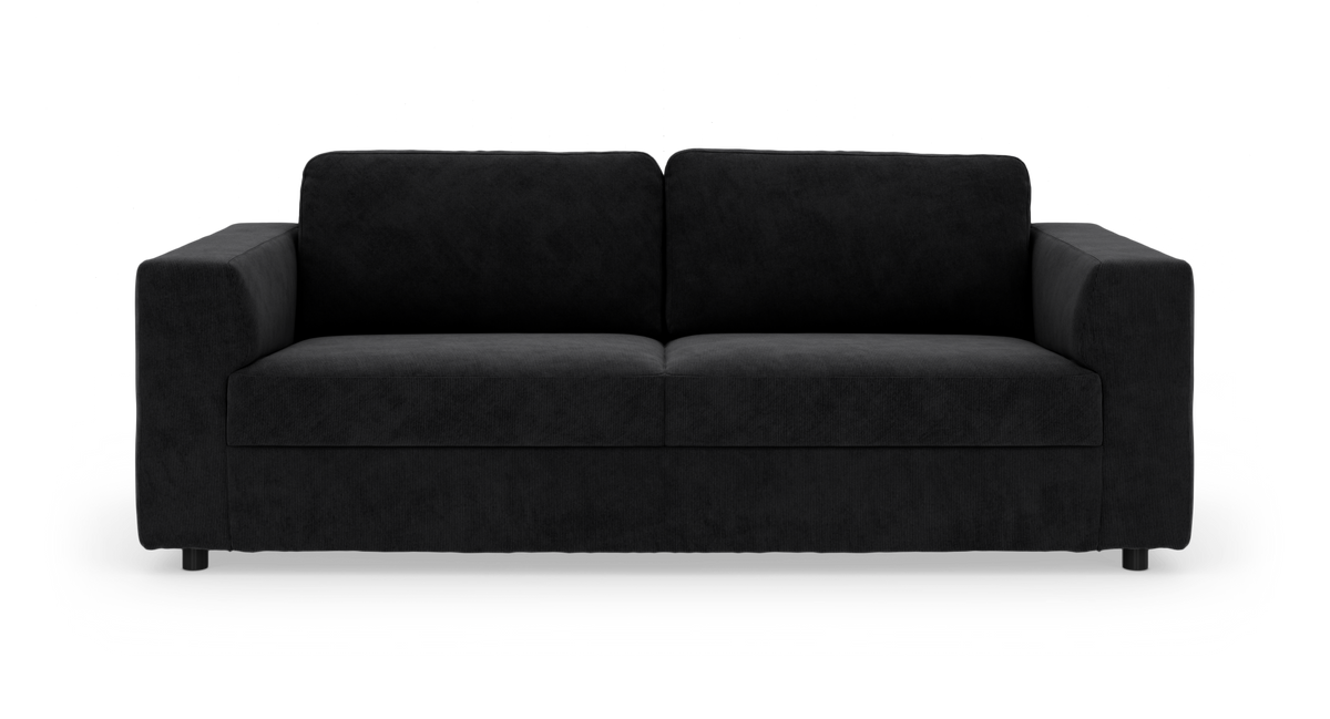 Sort stofsofa med brede armlæn, frontvisning på hvid baggrund.