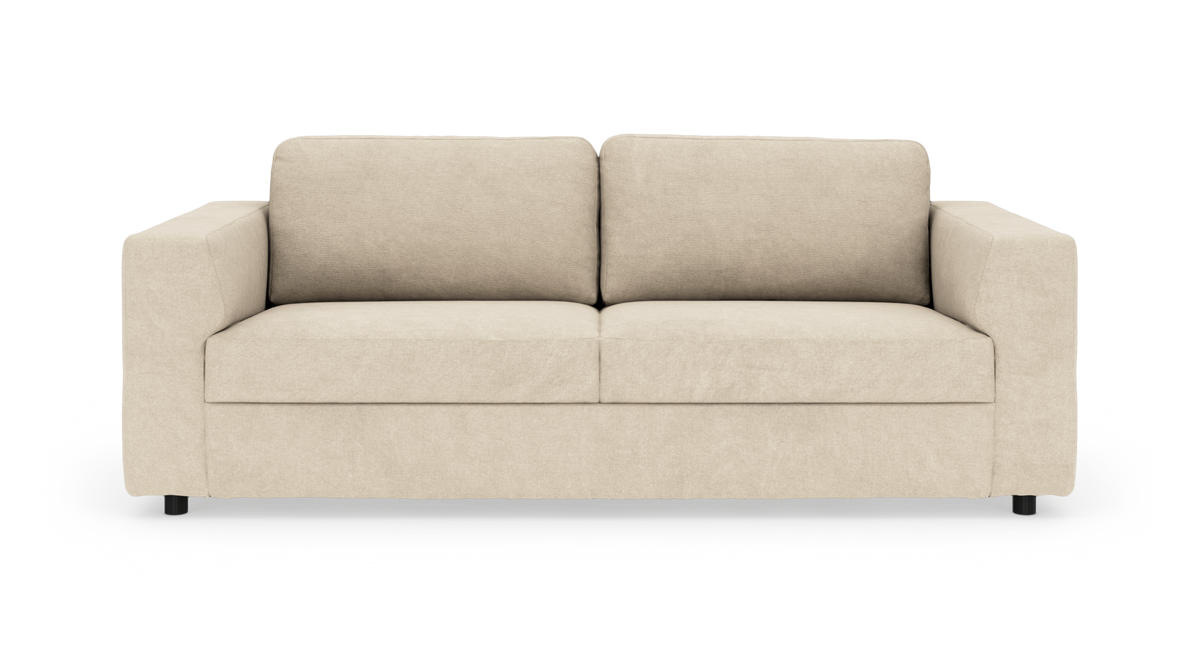 Beige sofa med rette armlæn og to sæde- og ryghynder, frilagt på hvid baggrund.