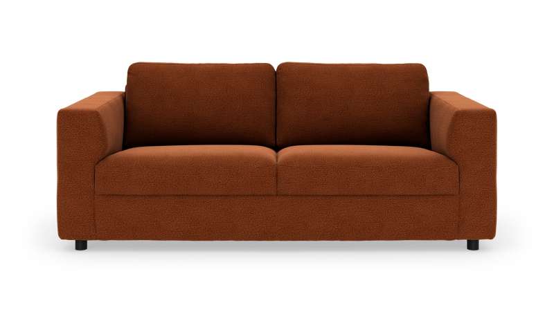 Rustrød 2-personers sofa i bouclé, frontvisning på hvid studiebaggrund._ps